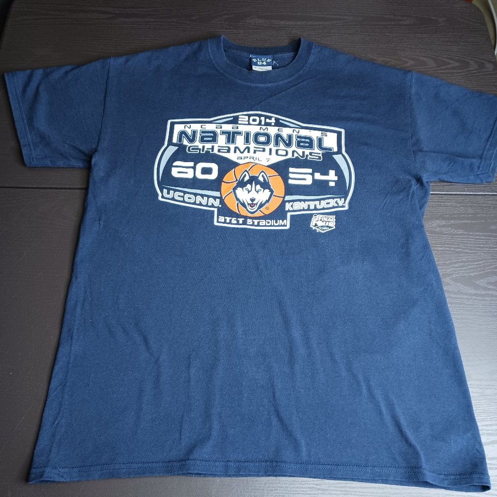 UConn Huskies T Shirt Adult Blue NCAA Kentucky College Men's Basketball 2014 Med